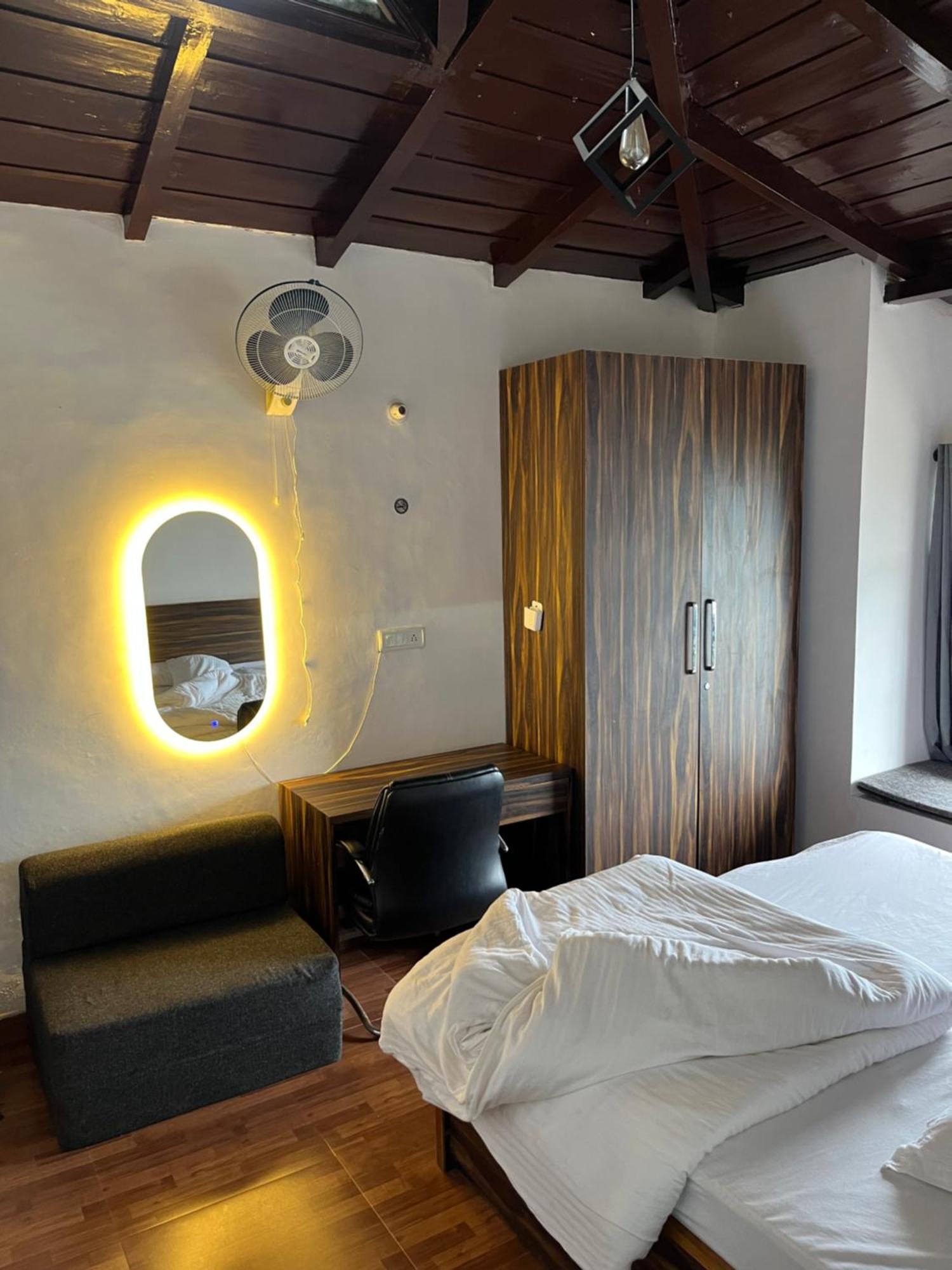 Himalayanblues Cottages&Stays Mukteshwar Exterior foto
